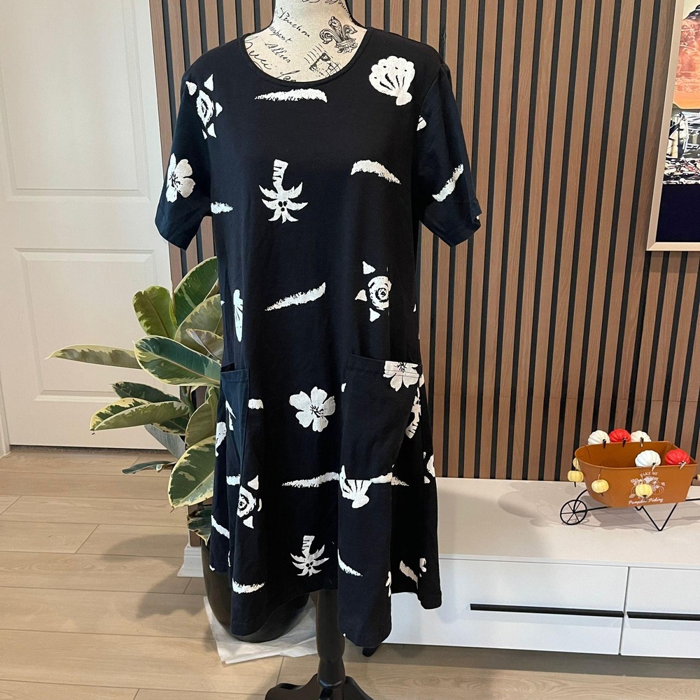 Cactus California Black White Palm Tree Print Short Sleeve Midi‎ Dress